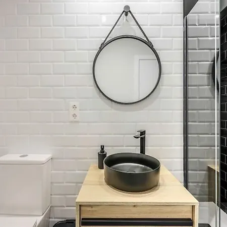 Luxe Apartments Madrid Rio By Rentitup Esterno foto